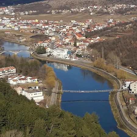 Trilj Apartman Jurika Exterior foto